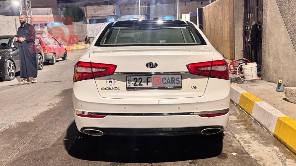 كيا كادينزا